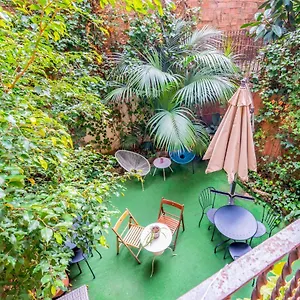https://barcelo-hostel.catalonia-hotels.com
